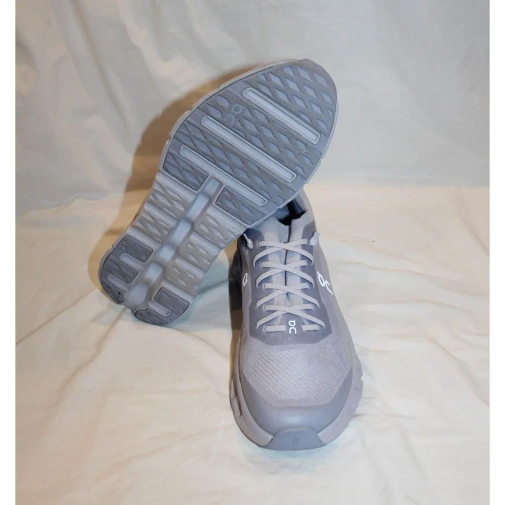 ON CLOUD WOMEN'S CLOUDTILT MOON RUNNING ATHLETIC SNEAKERS 9 NIMBUS BLUE $200